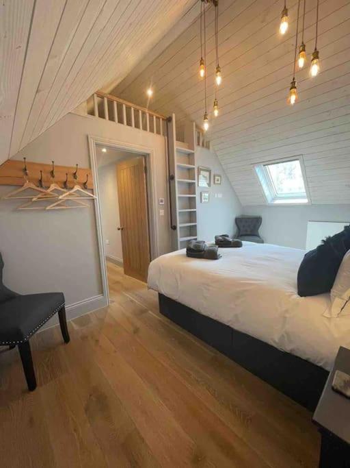 The Carriage House Villa Salisbury Eksteriør bilde